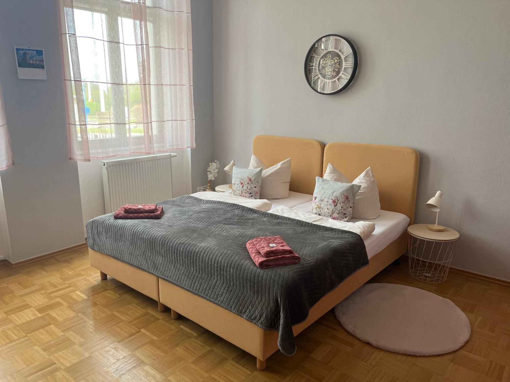 Burghof Ferienwohnungen Goerlitz Екстер'єр фото